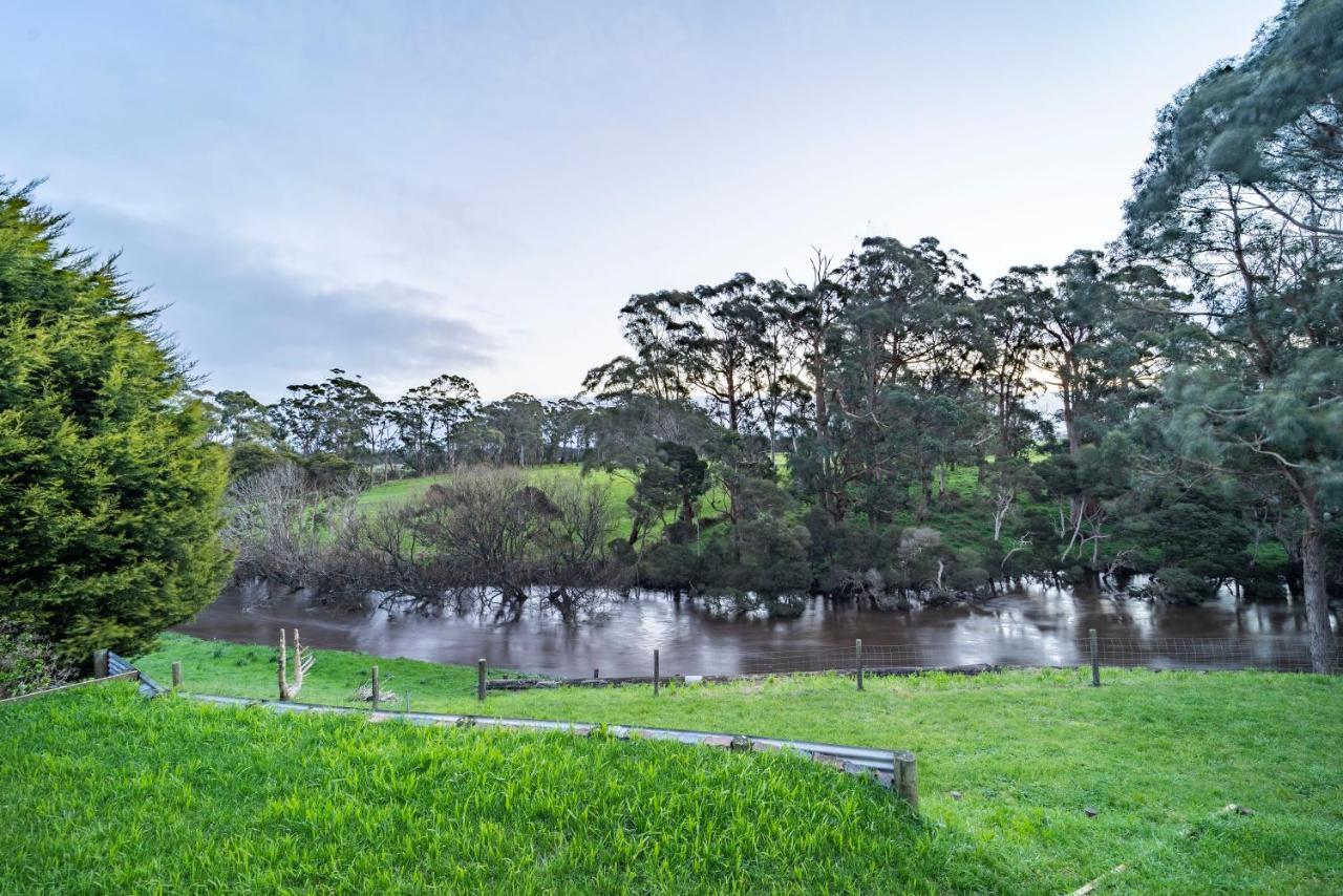 Platypus Waters B&B Smithton Esterno foto