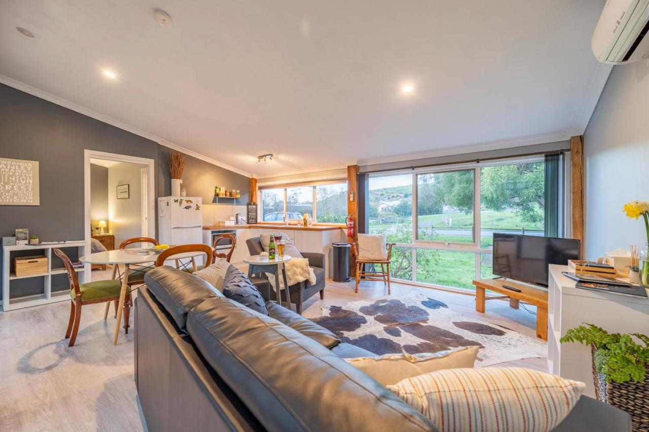 Platypus Waters B&B Smithton Esterno foto